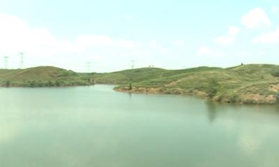 探索乡村振兴之路 董家岭村盘活资源摘穷帽