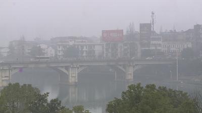 太阳公公去流浪 阴雨绵绵何时休