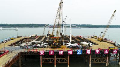 【建功新时代 实现开门红】赤壁长江公路大桥节后全面复工