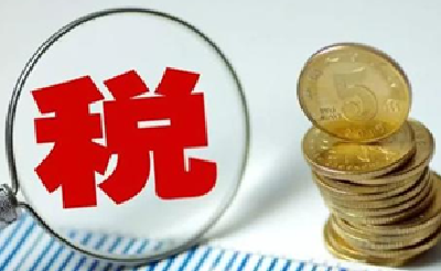 “税务蓝”遇上“中国红” 赤壁税务“快闪”引关注