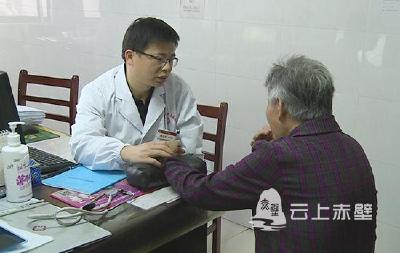 【赤壁十佳医德标兵】魏国清：重学习 优服务 全力提升科室医疗水平
