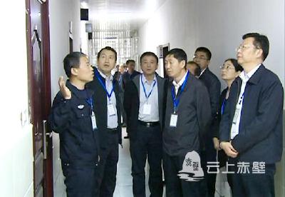 咸宁市人大常委会来赤开展《律师法》执法检查