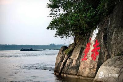 首届“中国·赤壁杯”《诗收获》诗歌奖即将揭晓，12万奖金花落谁家？