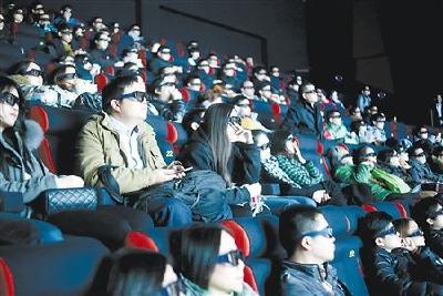 看3D电影要自行租购3D眼镜 湖北省消委约谈20家违规电影院