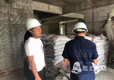 赤壁：摸底调查混凝土 确保建筑工程质量