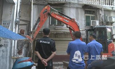 赤壁 | 铁腕拆违不手软 严厉打击违建行为