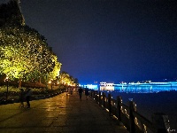 赤壁｜“一河两岸”靓丽夜景惹人醉！