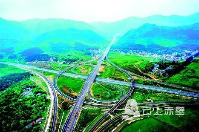 荆楚崛起“祖国立交桥” 到2022年市市通高铁 县县通高速