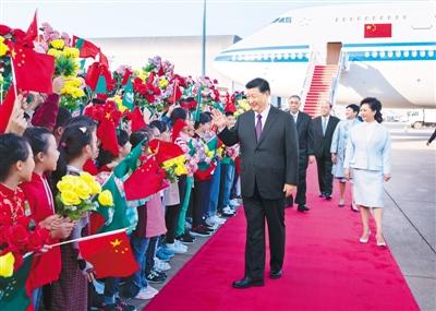 习近平抵达澳门 出席庆祝澳门回归祖国二十周年大会暨澳门特别行政区第五届政府就职典礼并对澳门进行视察