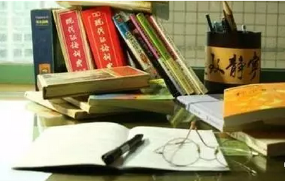 还想混日子？清华等高校公布上千名学生退学名单