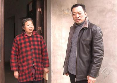 市人大常委会开展扶贫工作调研