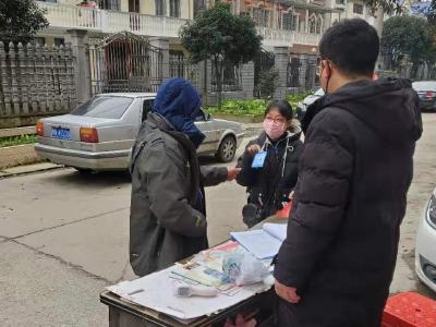 【一线写实】包保单位一顿猛操作， “菜园门小区”关门了