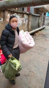 【一线写实】小小举动暖民心