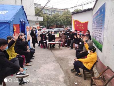 【抗疫一线党旗红】赤壁打造一支“永不撤防”的小区工作队