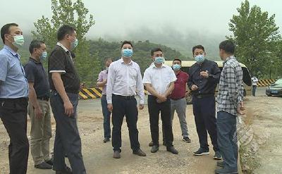 通山县考察团考察学习赤壁市非煤矿山生态修复工作