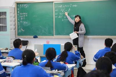 湖北16市州学生在校可不戴口罩 武汉校园防护措施继续按原要求执行