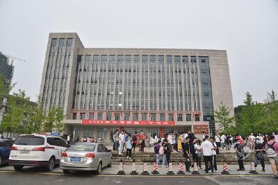 2020年中考开考 赤壁市4910名考生参加考试