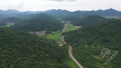 赤壁：竹乡里 贫困户的致富梦——贫困户厂长袁子兴的脱贫故事