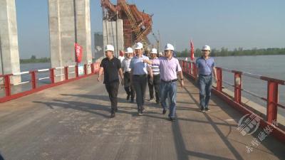咸宁市副市长熊享涛调研赤壁市交通重点项目建设工作