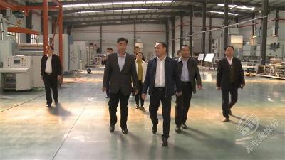 市领导调研全市纺织企业安全生产工作