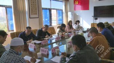 市政协召开民族宗教界委员座谈会