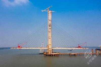 世界之最！赤壁长江公路大桥到底有多厉害？