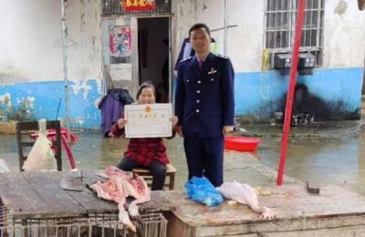 赤壁：“跑腿端盘”破“僵局”