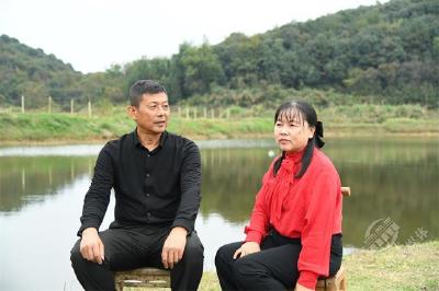 “锦鲤夫妻”的美丽事业系列报道② | 辗转大城市到扎根贫困村的锦鲤事业