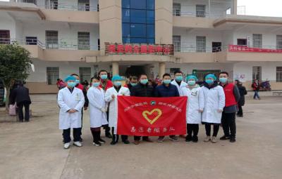中伙铺镇李家港村：爱心义诊进乡村 志愿服务暖人心