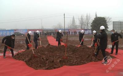 赤壁镇东风村还建安置点项目开工