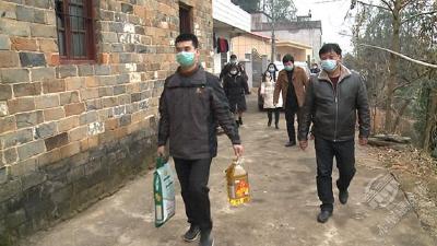 “百企帮百村”  市工商联携手爱心企业开展爱心走访慰问活动