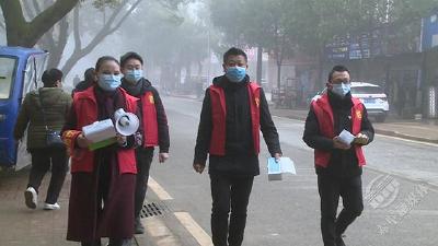 鲫鱼桥社区：免费发放口罩 暖心开展疫情防控