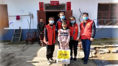 新时代文明实践｜志愿服务春节不打烊，爱心慰问暖人心