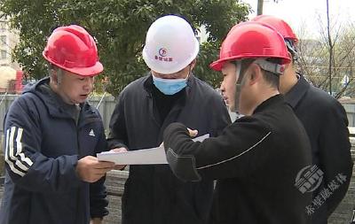 董方平调研项目建设工作