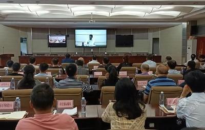 赤壁市收听收看咸宁市安全生产紧急电视电话会议 安排部署近期安全生产重点工作
