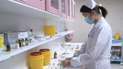 十佳护士 | 丁玲：无悔青春 爱心筑梦
