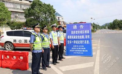 我为群众办实事 | 烈日下的坚守