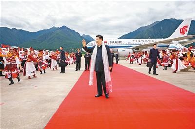 习近平在西藏考察时强调 全面贯彻新时代党的治藏方略 谱写雪域高原长治久安和高质量发展新篇章