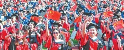武汉连续4年成为人才净流入城市 “光芯屏端网”等产业承接就业大学生占比超半