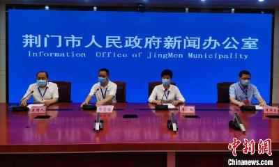 荆门追踪本轮确诊病例密接2402人 均已隔离