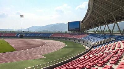 赤壁体育中心竣工验收迎接咸宁市二运会