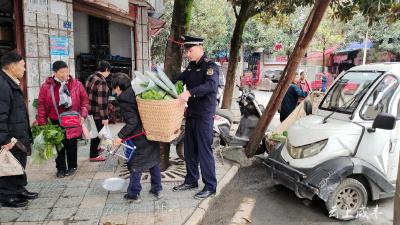 创建全国文明县城提名城市 咸丰在行动！