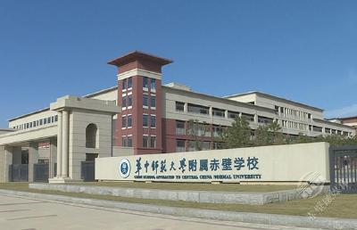 葛军调研教育、工业、农业、商贸工作