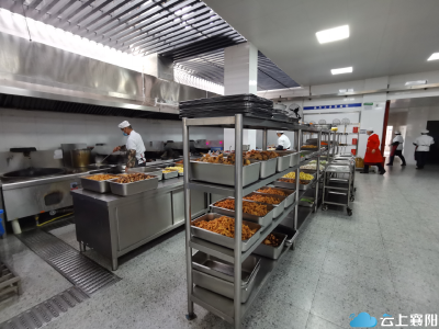 可视化学校食堂来了！家长在家就能知道学生吃了啥！