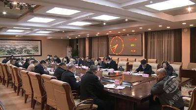 董方平就落实全面从严治党主体责任与市“四大家”领导进行集体谈心谈话  