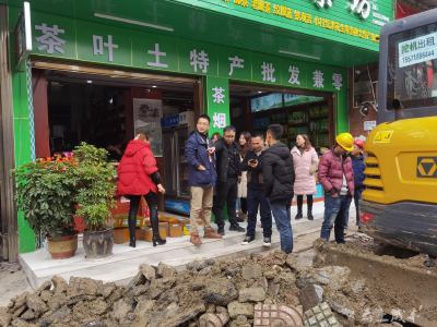 咸丰城东社区“尖刀班”：让矛盾纠纷化解在社区