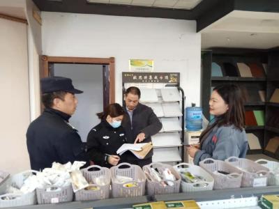 咸丰白水坝社区开展专项检查“把脉”消防产品安全