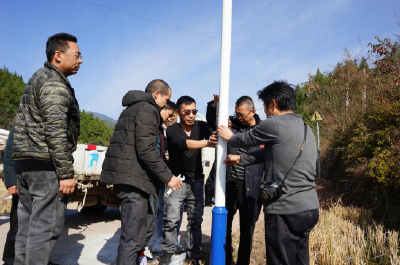 利川税企携手点亮乡村“幸福路”