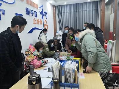 赤壁：居民乔迁新居欢天喜地   破旧小区棚改旧貌换新颜