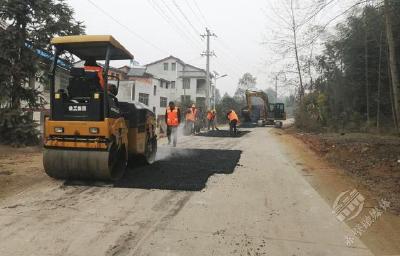 赤壁市公路养护中心 多措并举服务春运保畅通